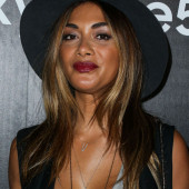 Nicole Scherzinger pokies