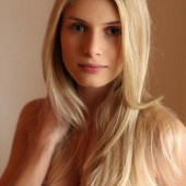 Nina Brandt nackt