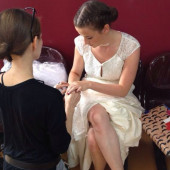 Nina Gummich feet