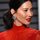 Olivia Munn sexy