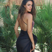 Ozgu Kaya 