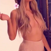 Paris Hilton nude