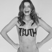 Paulina Porizkova nudes