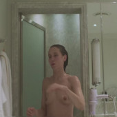 Peri Baumeister