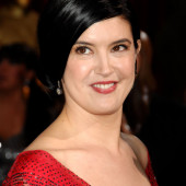 Phoebe Cates