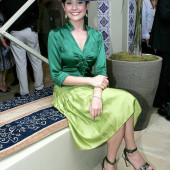 Reiko Aylesworth 