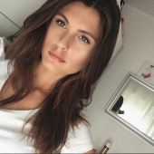 Romina Brennecke selfie