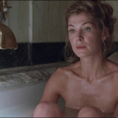 Rosamund Pike