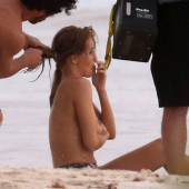 Rosie Huntington-Whiteley oops
