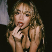 Sabrina Carpenter
