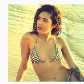 Sara-Joleen Kaveh-Moghaddam nackt