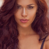 Sarah-Lorraine Riek hot