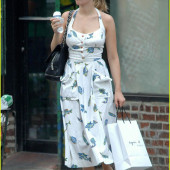 Scarlett Johansson feet