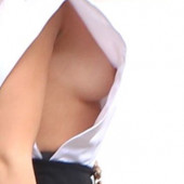 Selena Gomez nip slip