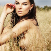 Serinda Swan nude