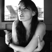 Sharon Den Adel 