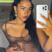Sienna Mae Gomez 