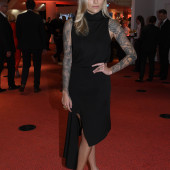 Sophia Thomalla feet