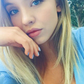 Sydney Sweeney nude