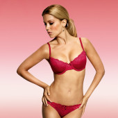 Sylvie Meis dessous
