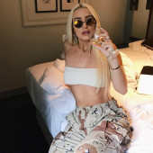 Tana Mongeau sexy