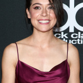 Tatiana Maslany hot