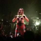 Tove Lo topless
