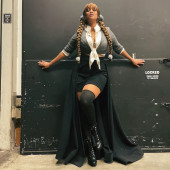 Tyra Banks