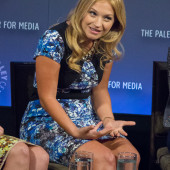 Vanessa Ray hot