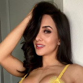 Vanessa Serros